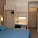 Otel Acapulco 3*
