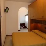 Otel Acapulco 3*