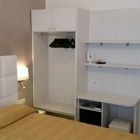 Acapulco Hotel 3*