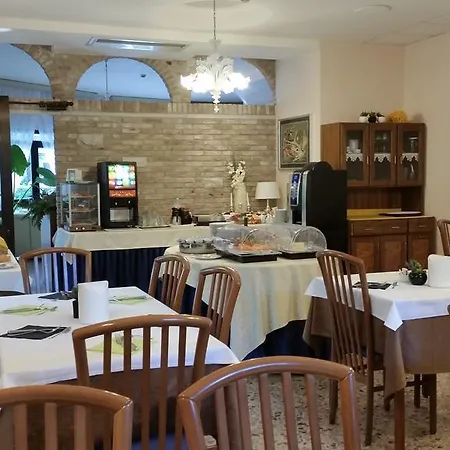 Acapulco 리그나노 사비아도로